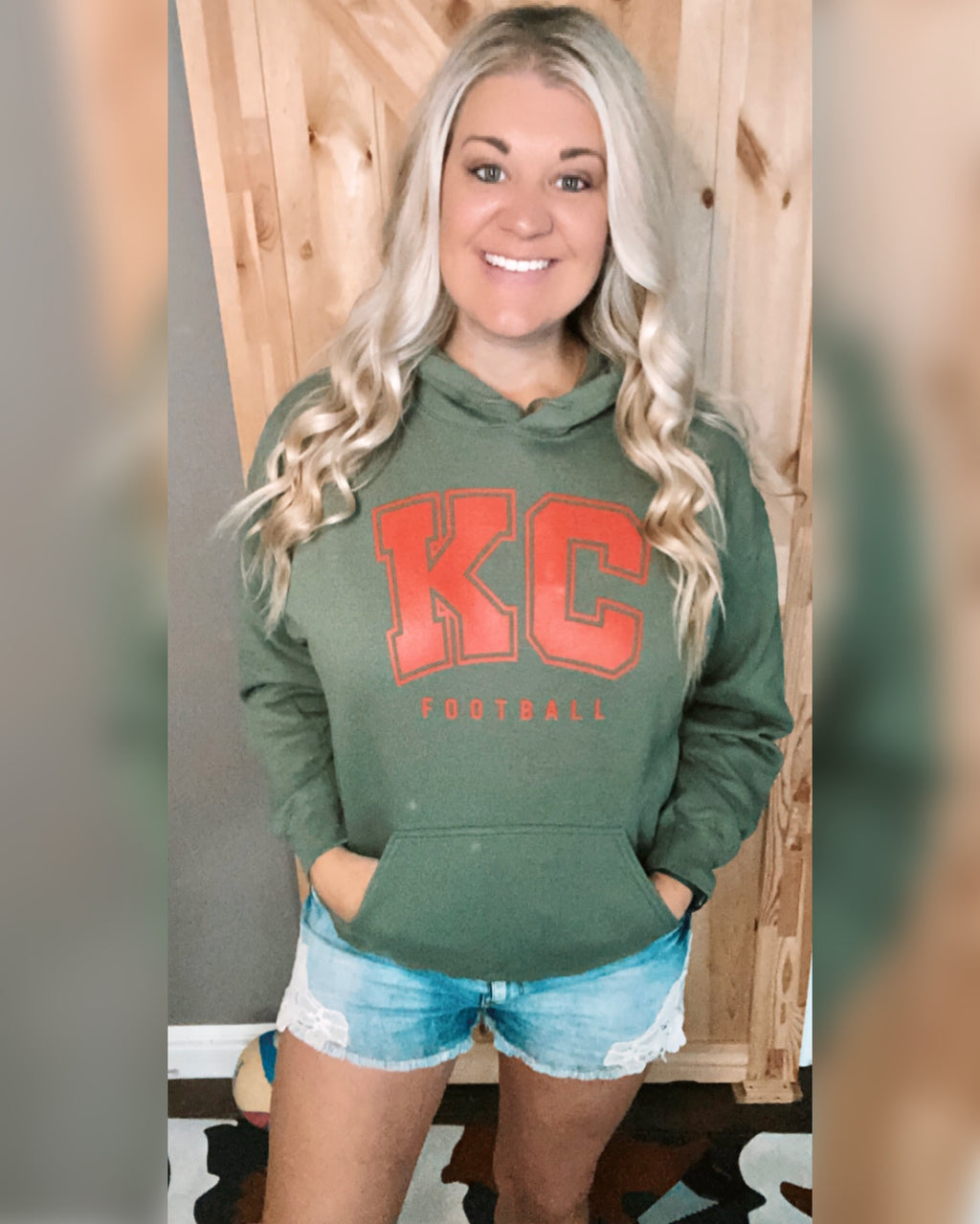 KC Football - Unisex Heavy Blend™ Hooded Sweatshirt