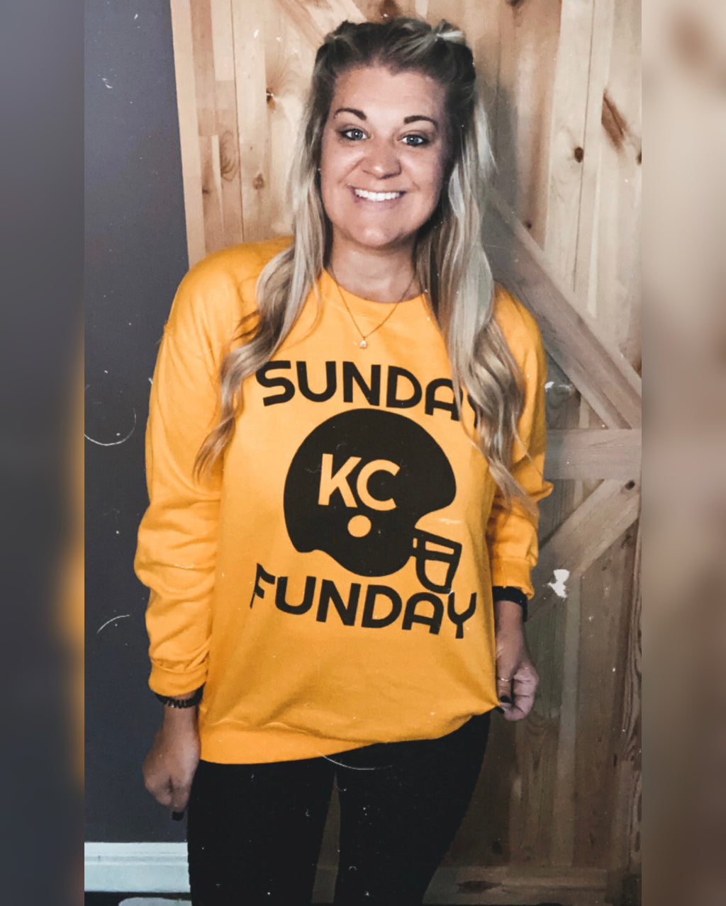 Sunday Funday - Unisex Heavy Blend™ Crewneck Sweatshirt